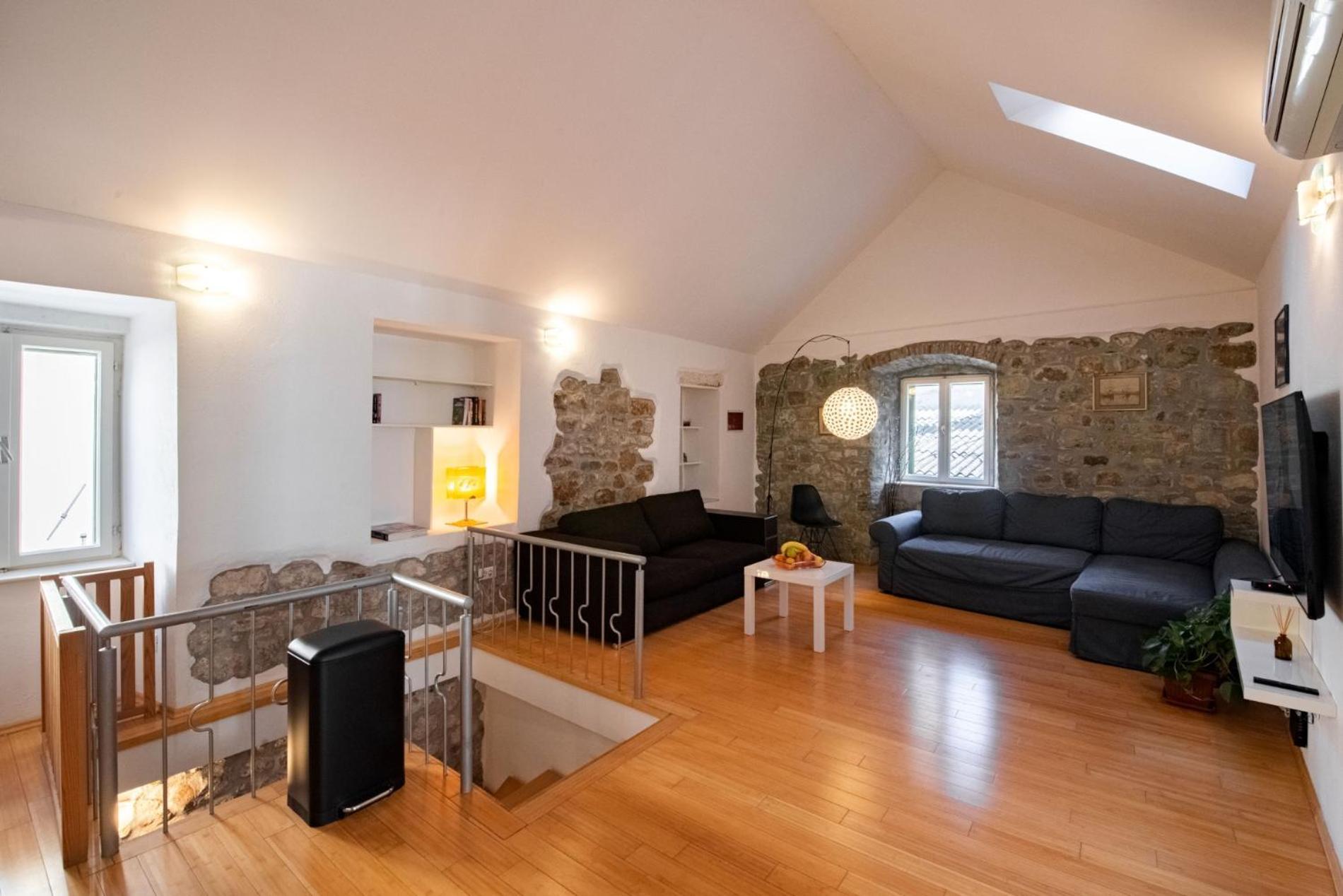 Duplex With Terrace In The City Centar Split Exterior photo